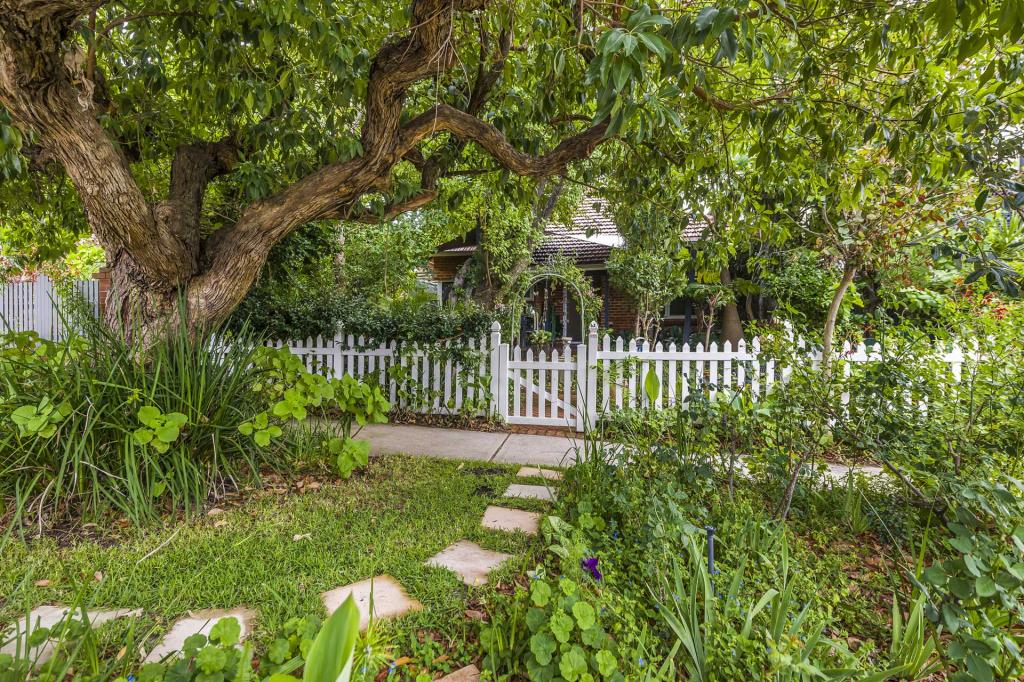 42 Broome St, South Perth, WA 6151