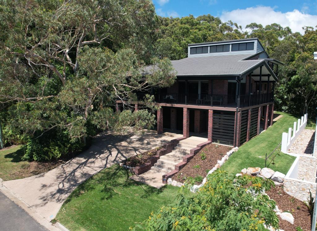 104 Cooloola Dr, Rainbow Beach, QLD 4581