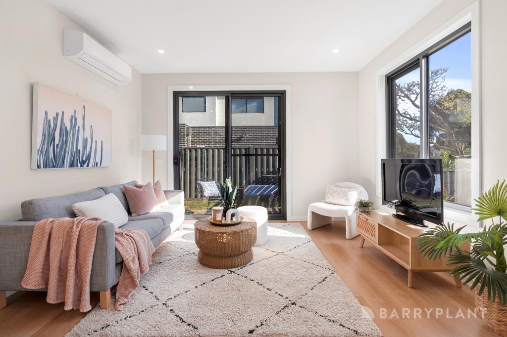 1/57 Barry St, Reservoir, VIC 3073