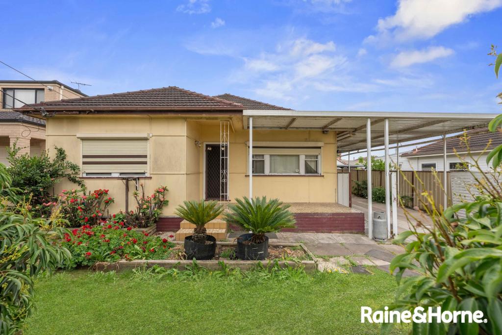 16 Lombard St, Fairfield, NSW 2165