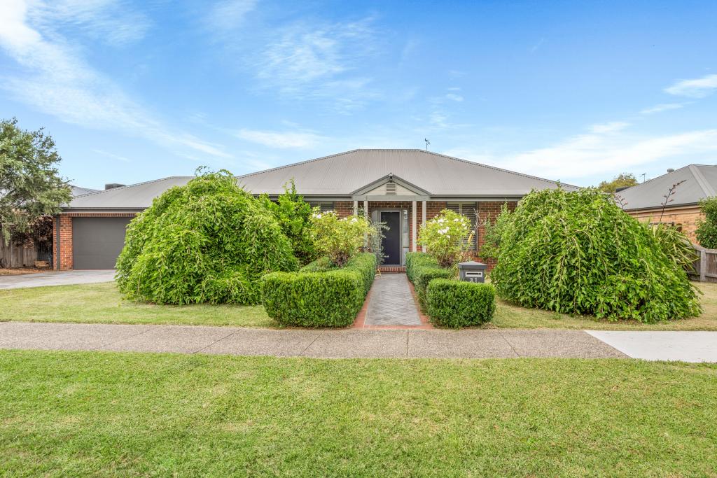 31 Warrawong Cct, Doreen, VIC 3754