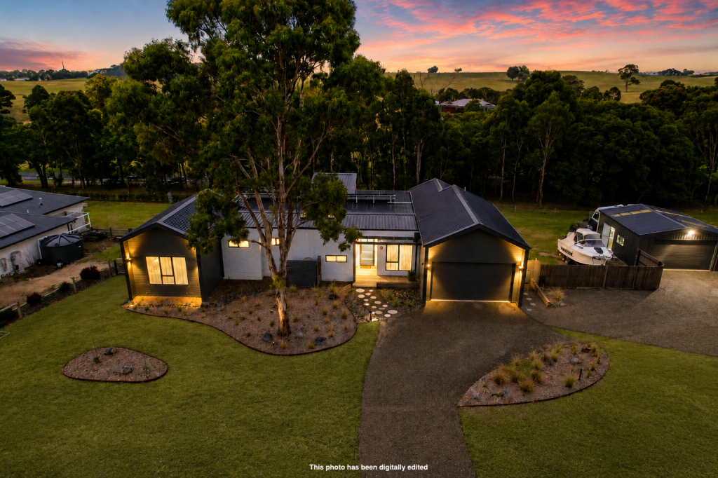 9 Besley Cl, Metung, VIC 3904