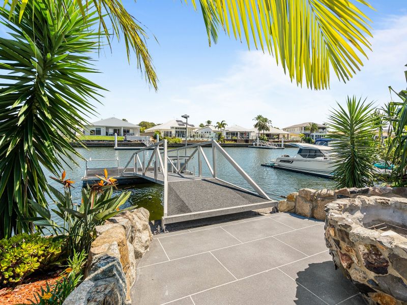 41 The Peninsula, Banksia Beach, QLD 4507