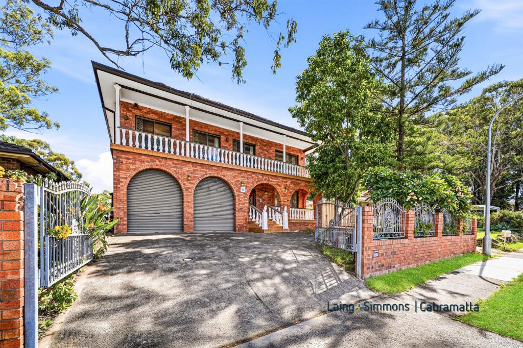 13 Blacksmith St, Greenfield Park, NSW 2176