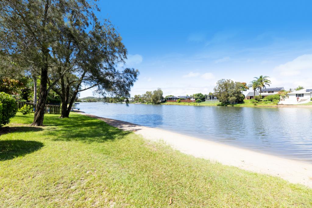 82 Jabiru Ave, Burleigh Waters, QLD 4220