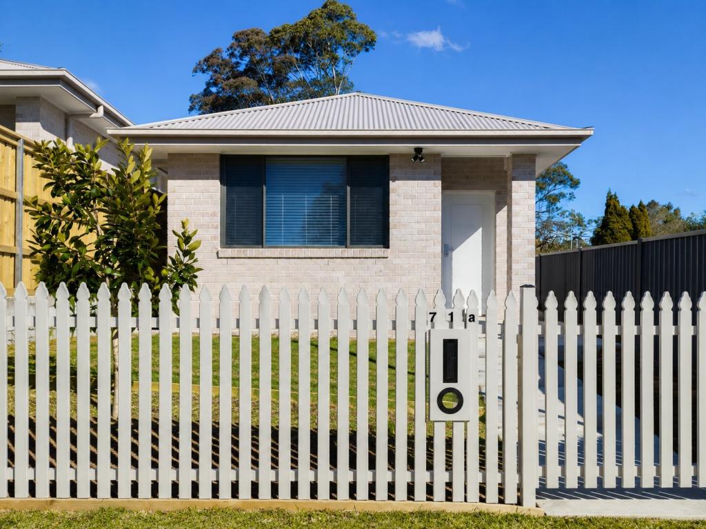 71A AMOR ST, HORNSBY, NSW 2077