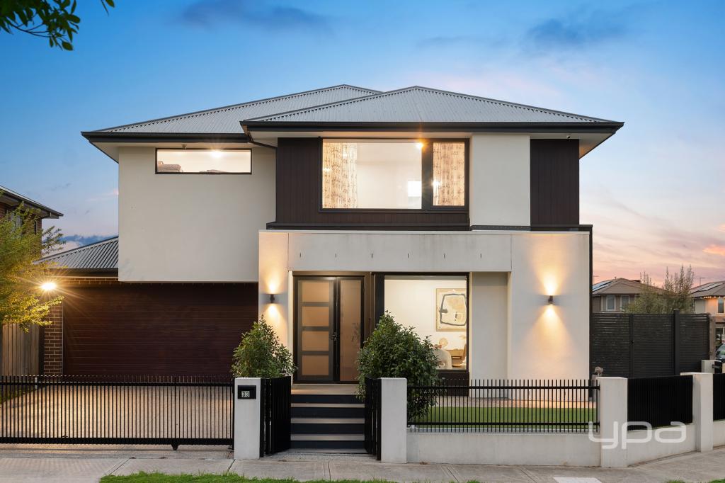 33 GRAMERCY BVD, POINT COOK, VIC 3030