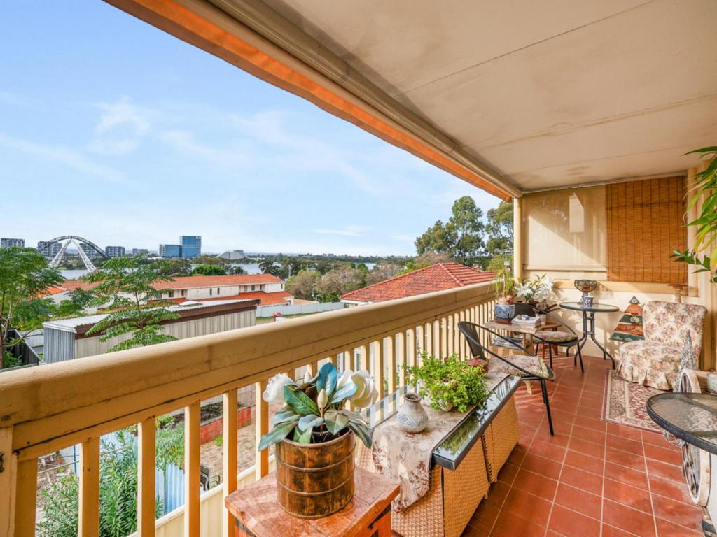 34/22 Nile St, East Perth, WA 6004