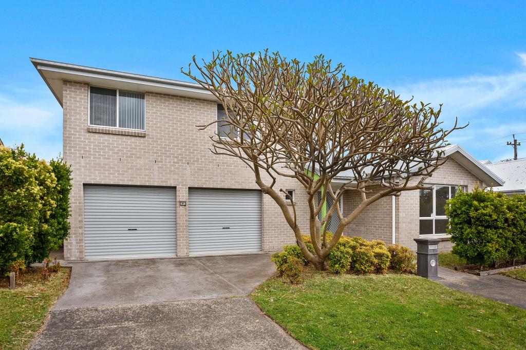 51 MCGREGOR AVE, BARRACK HEIGHTS, NSW 2528