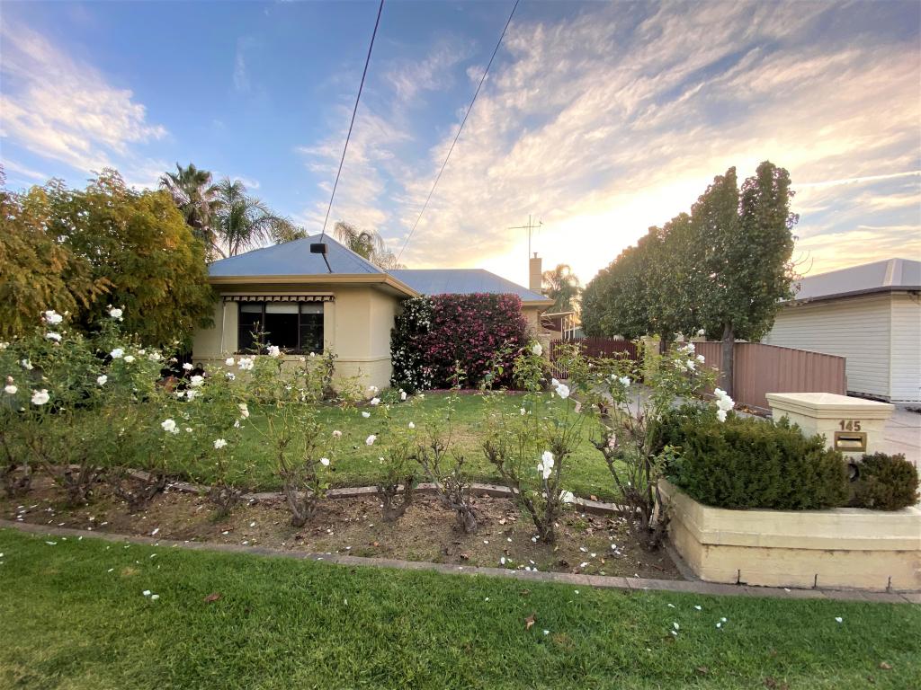 145 HUME ST, WODONGA, VIC 3690