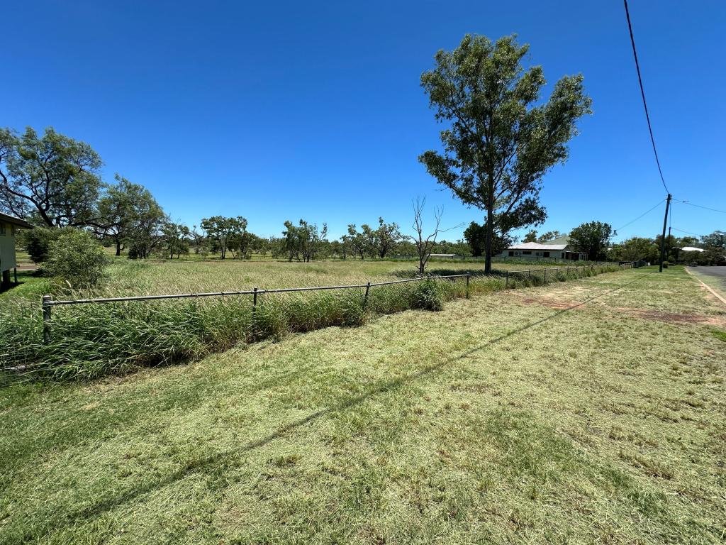 25 Galatea St, Charleville, QLD 4470