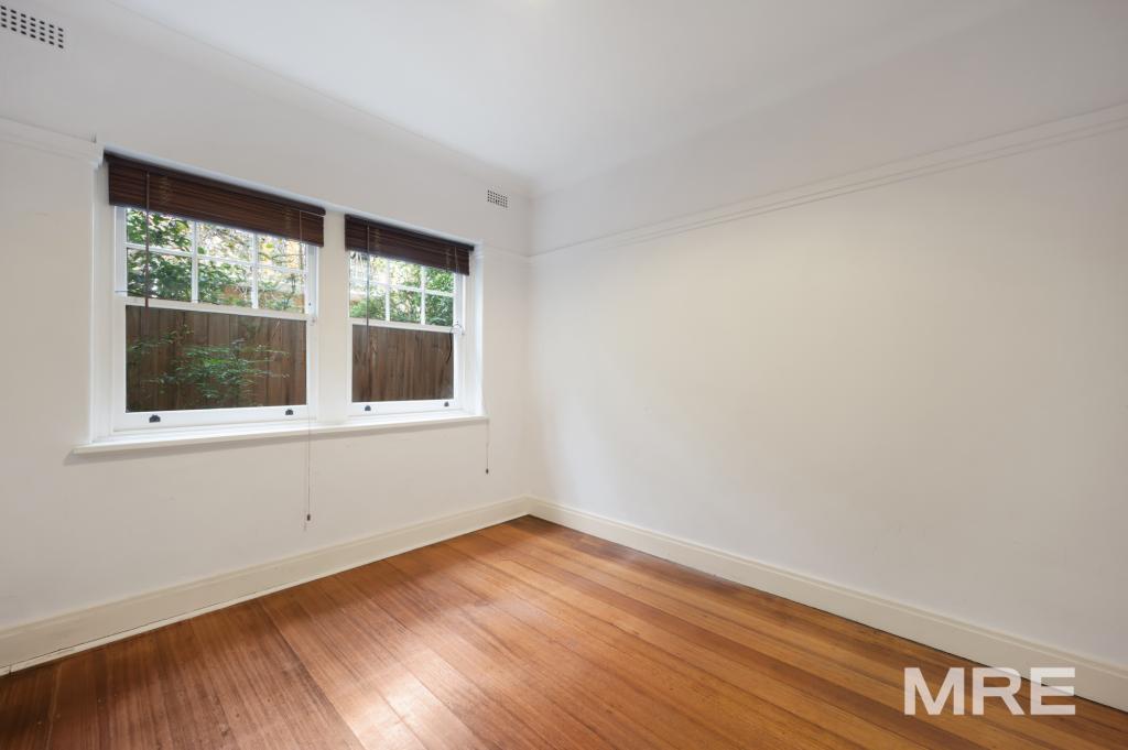 3/115 BRIGHTON RD, ELWOOD, VIC 3184