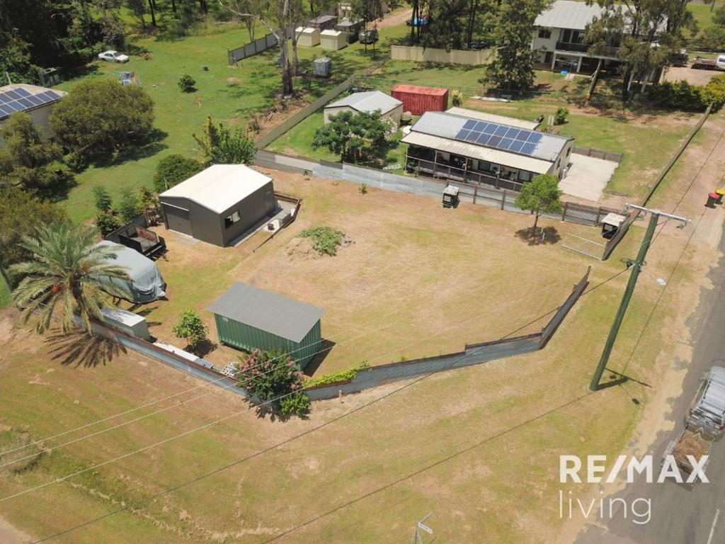 16 Nelson St, Proston, QLD 4613