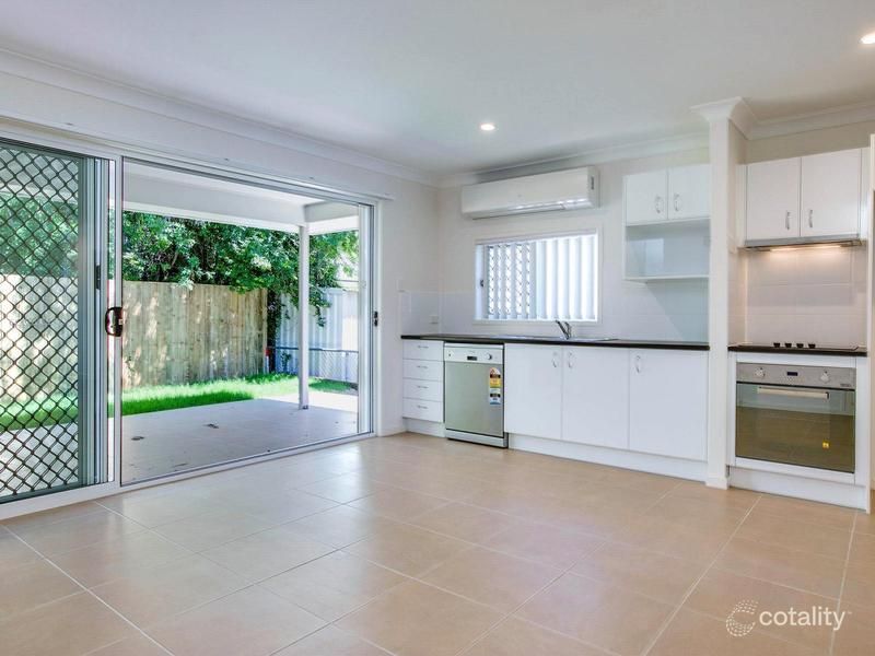 2/20 WORTHING ST, WYNNUM, QLD 4178
