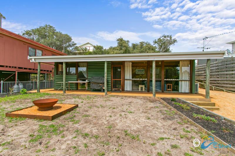 43 Camerons Rd, Loch Sport, VIC 3851