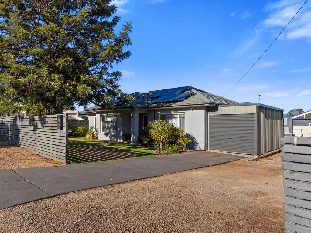 26 Sedunary Rd, Morphett Vale, SA 5162