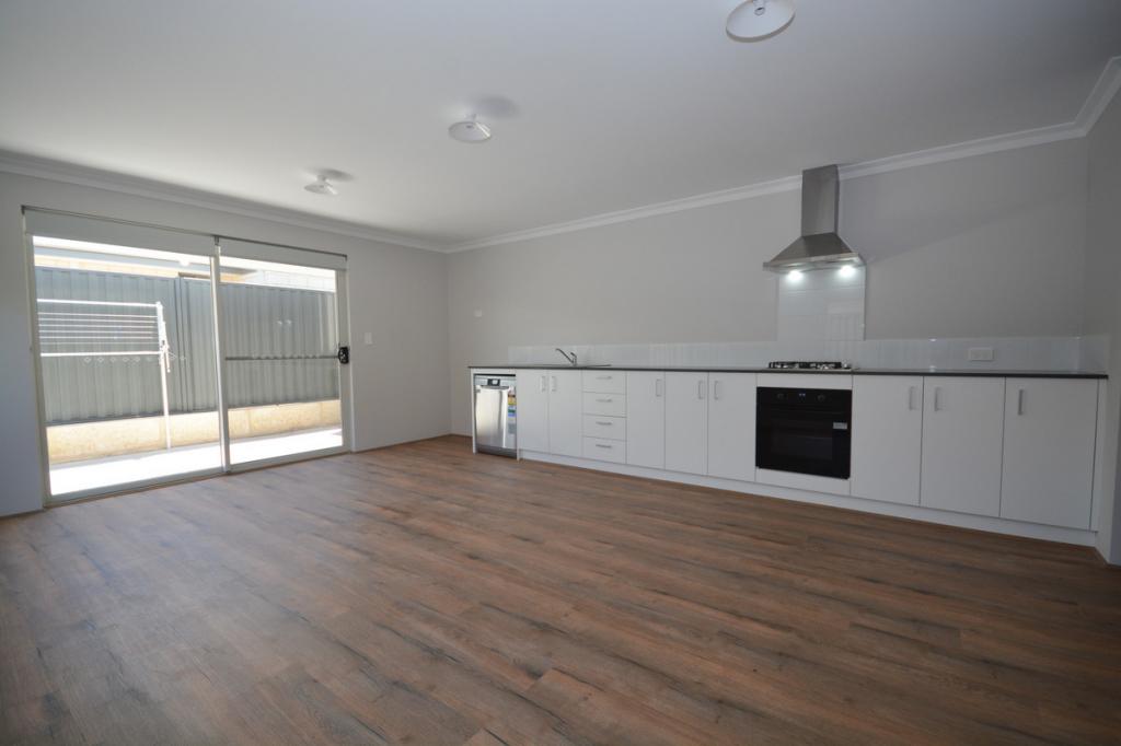 32a Swiftshire Rd, Madora Bay, WA 6210