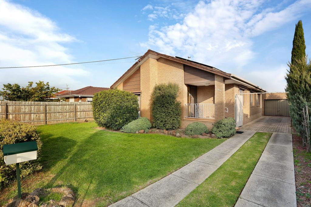 169 Gillespie Rd, Kings Park, VIC 3021