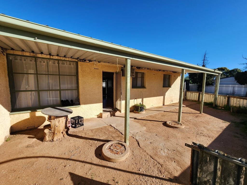 26 Quorn Rd, Stirling North, SA 5710