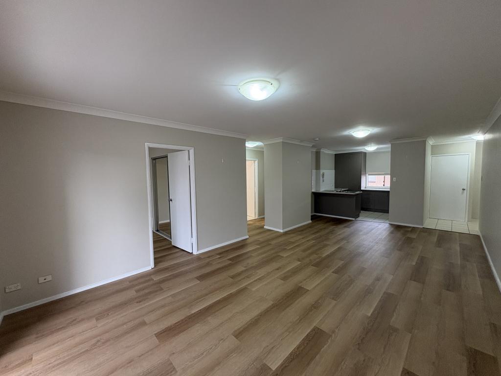12/17 LATHER ST, SOUTHPORT, QLD 4215