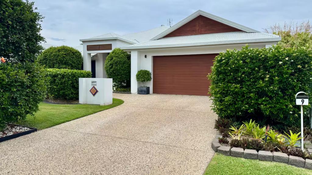 9 Malta Pl, Parrearra, QLD 4575