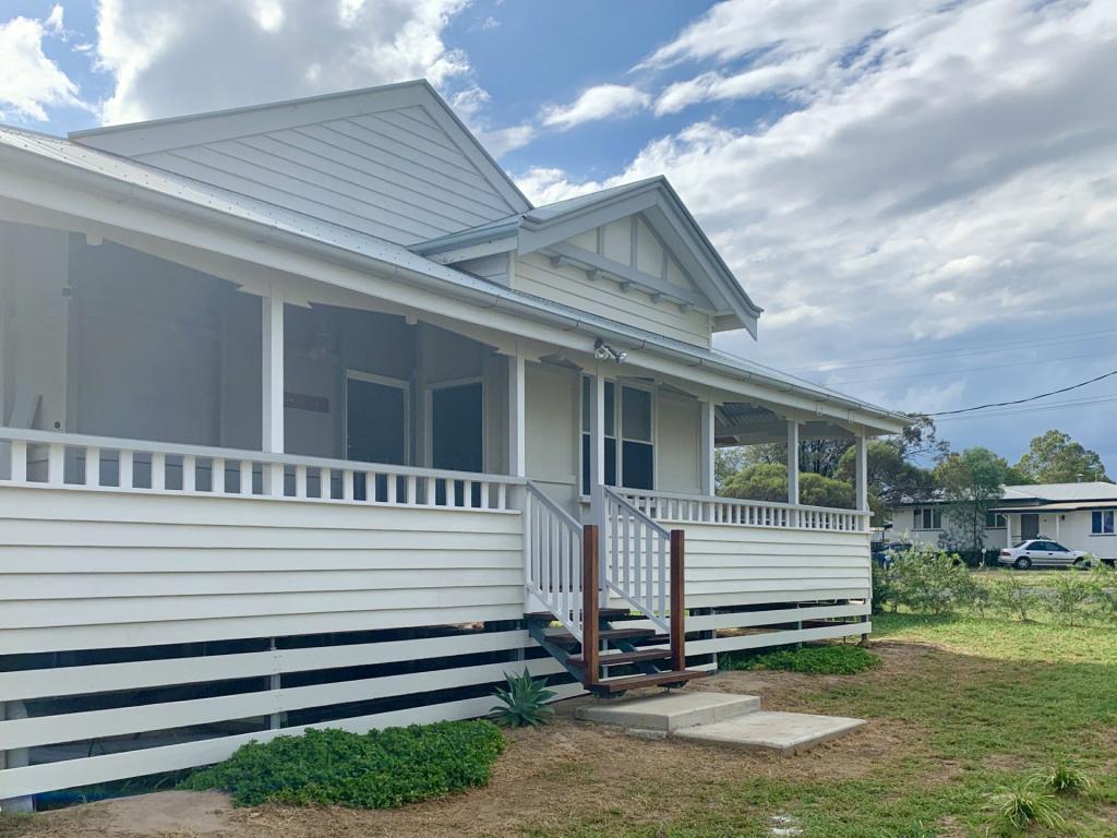 20 South St, Roma, QLD 4455