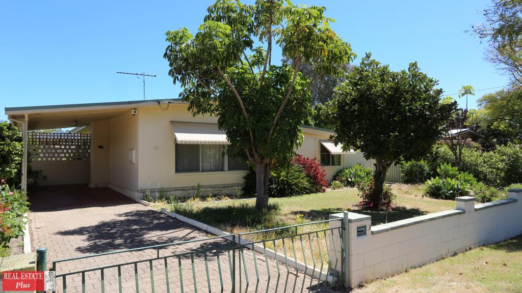 3 Hamilton Rd, High Wycombe, WA 6057