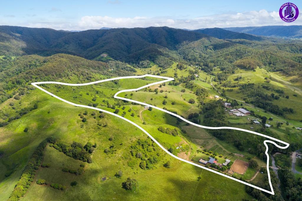 840 LACEYS CREEK RD, LACEYS CREEK, QLD 4521