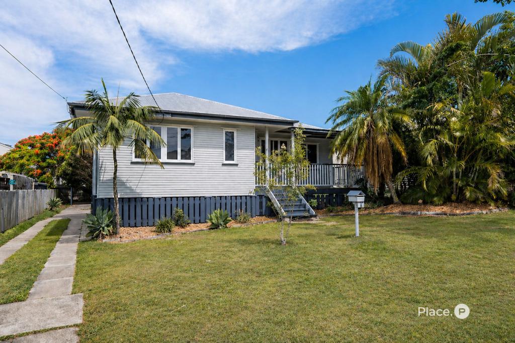 4 Blackwood Ave, Cannon Hill, QLD 4170