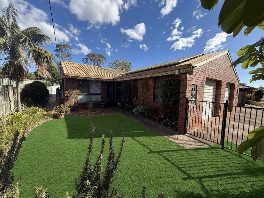 1/6 Champagne Cres, Wilsonton Heights, QLD 4350