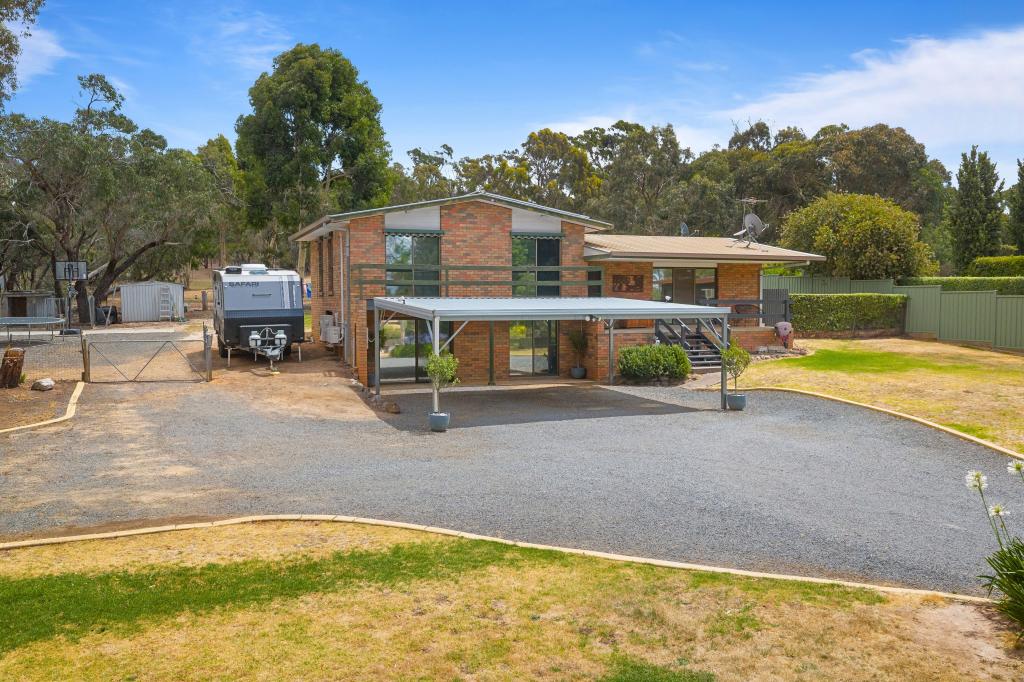 9073 Mortlake - Ararat Rd, Ararat, VIC 3377