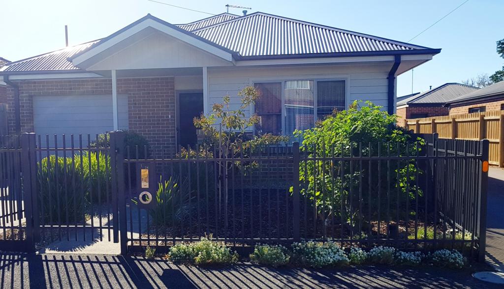 1/24 Clarence St, Geelong West, VIC 3218