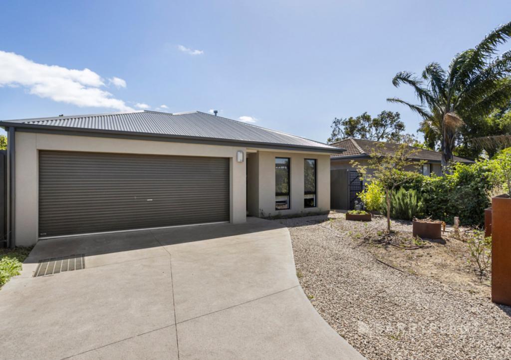 2a Majestic Dr, Somerville, VIC 3912