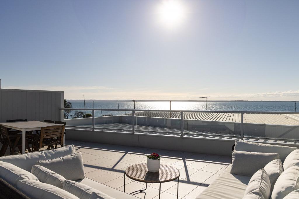 3/4 Osbourne Ave, Cowes, VIC 3922