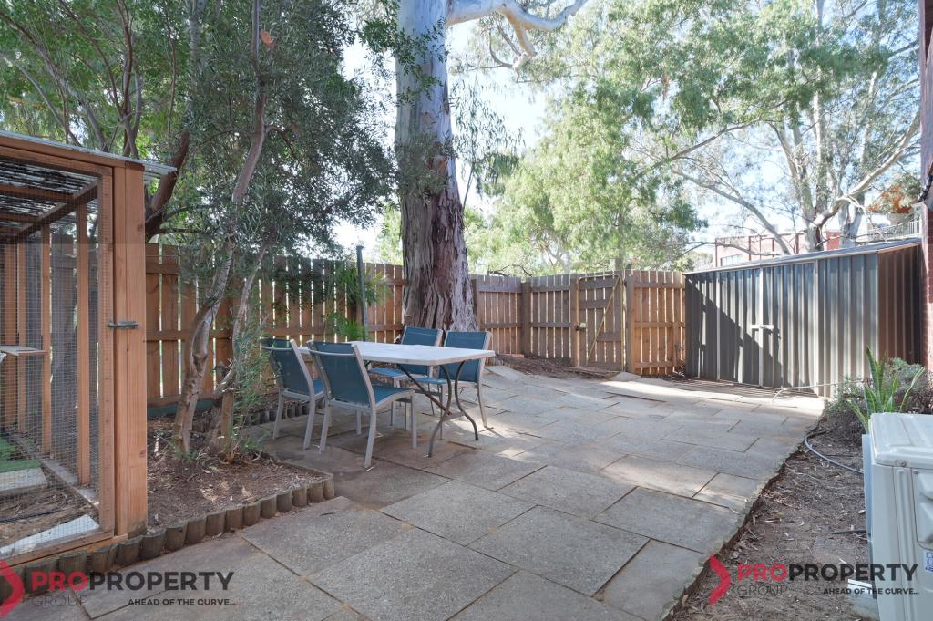 15/2 Bennelong Pl, Leederville, WA 6007