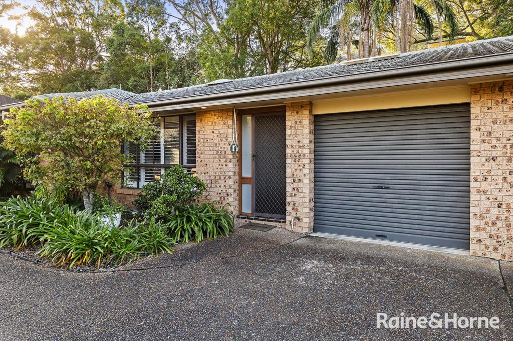 4/166 Albany St, Point Frederick, NSW 2250