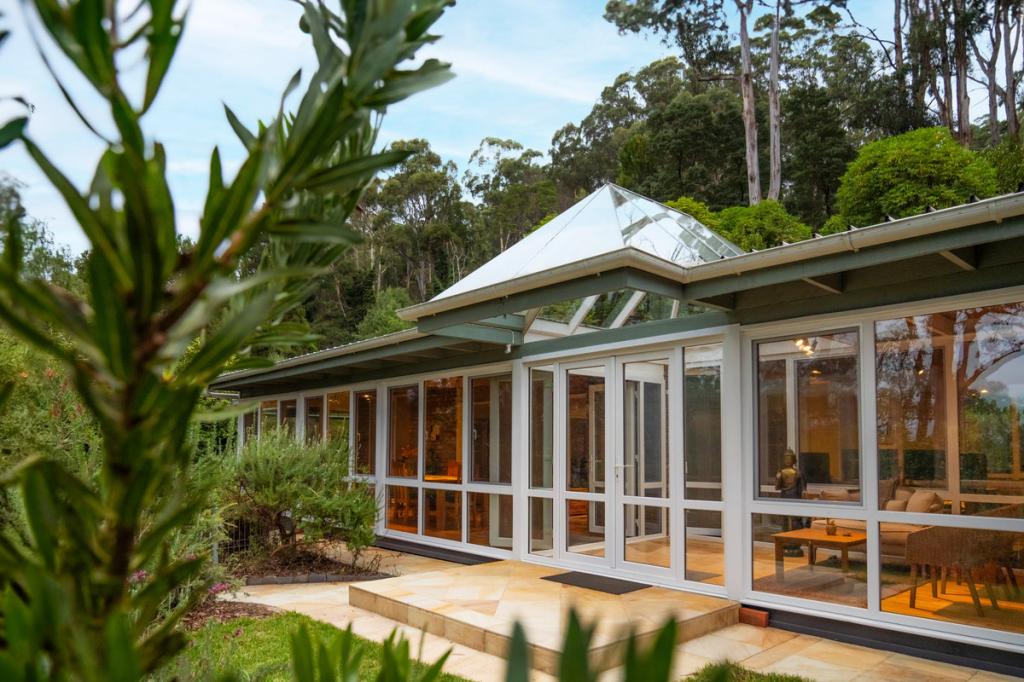 24 Barbers Rd, Kalorama, VIC 3766
