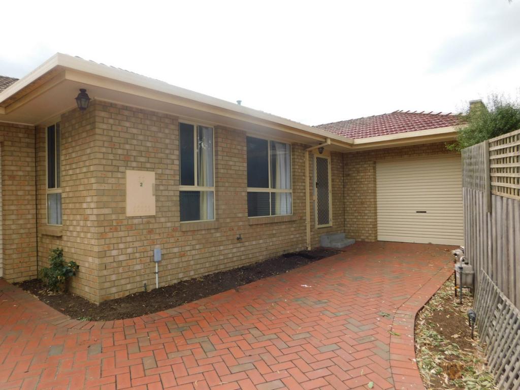 2/14 Willow Ct, Sale, VIC 3850