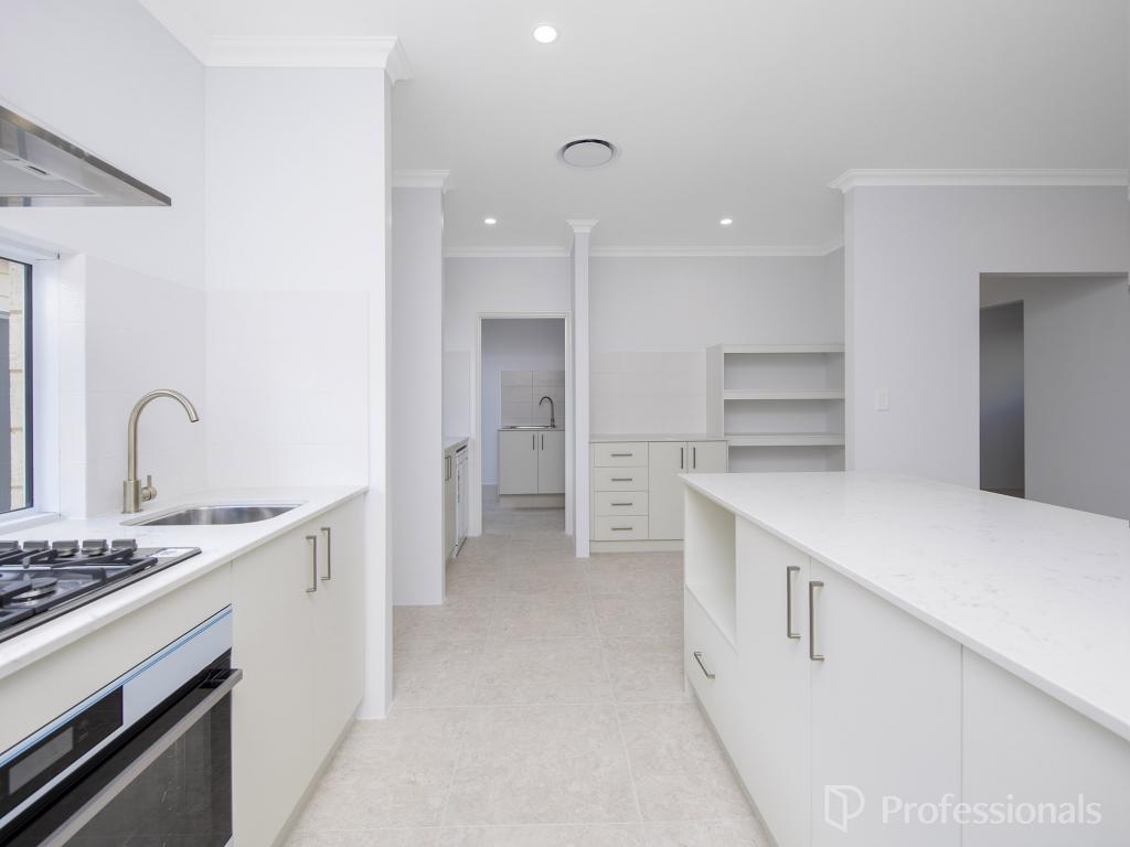 41 Casina Way, Jindalee, WA 6036