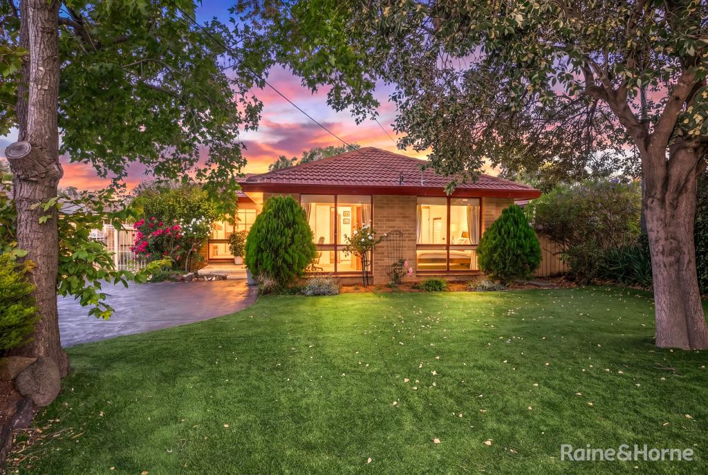 8 Hughes Ct, Sunbury, VIC 3429