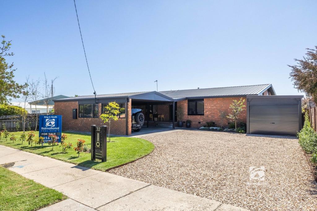 32 Fullarton Dr, Paynesville, VIC 3880