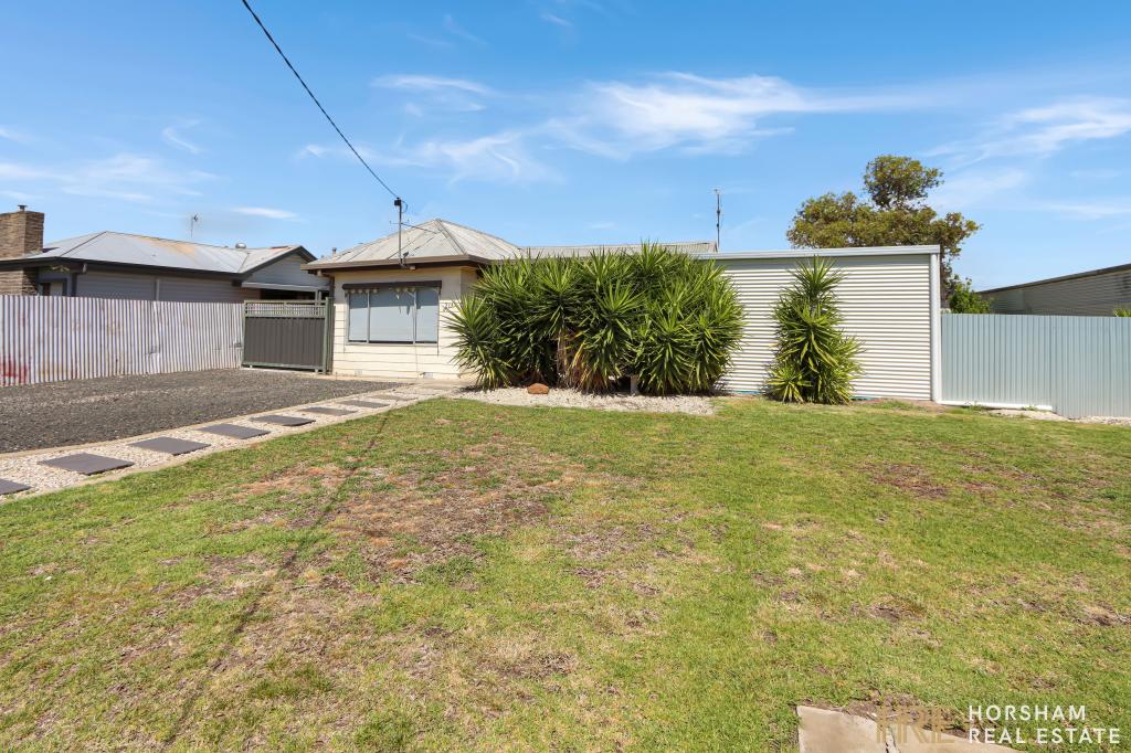 21a Bradshaw St, Horsham, VIC 3400