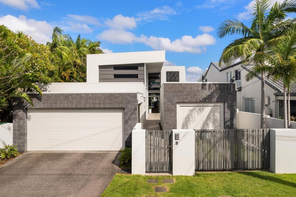 30 Sophie Ave, Broadbeach Waters, QLD 4218