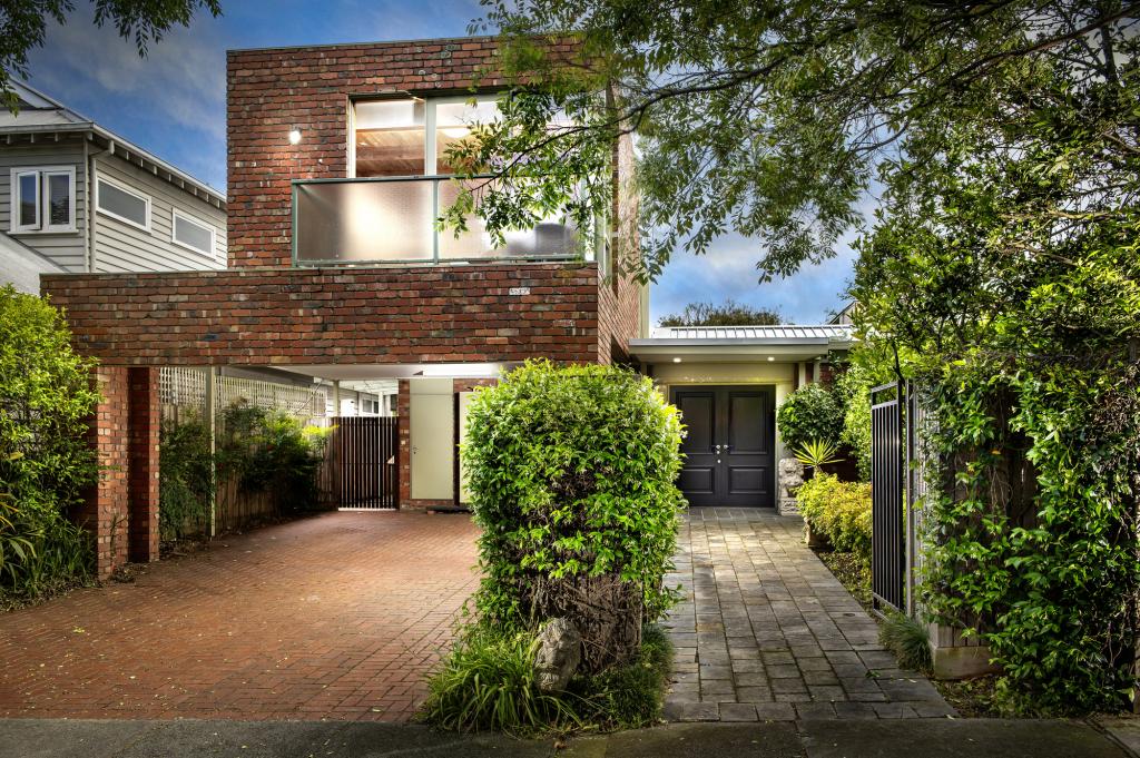 33 Broomfield Rd, Hawthorn East, VIC 3123