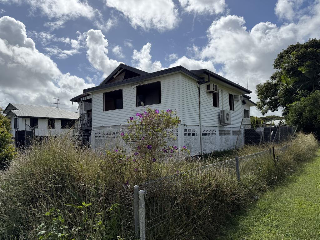 12 PALM AVE, INGHAM, QLD 4850