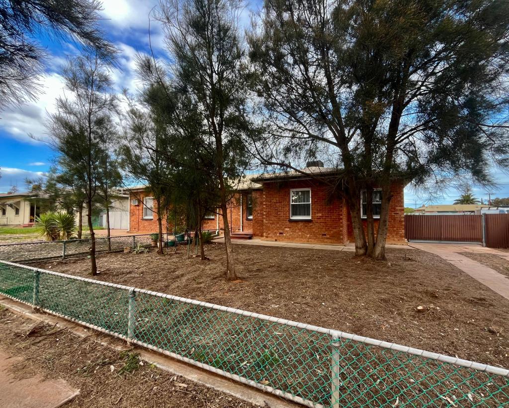 98 Hincks Ave, Whyalla Norrie, SA 5608