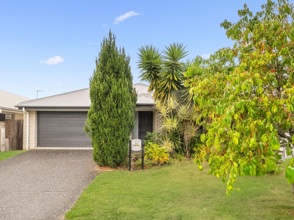 41 SUNDOWN CCT, NORTH LAKES, QLD 4509