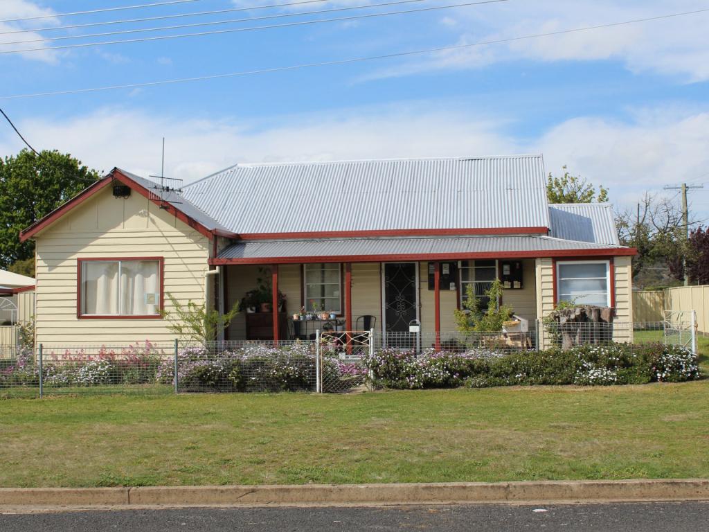 1-3/1 Short St, Glen Innes, NSW 2370