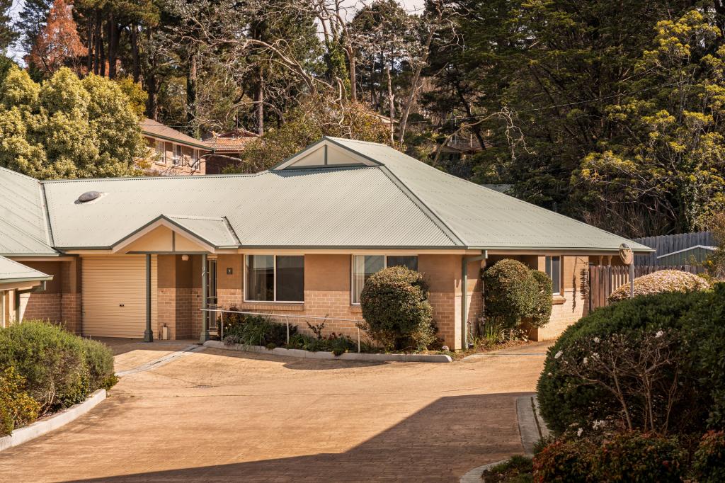 9/11 Cale Lane, Wentworth Falls, NSW 2782
