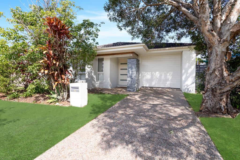 17 Tara Gr, Bellmere, QLD 4510